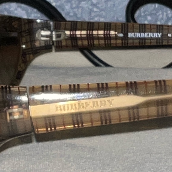 Authentic Burberry Sunglasses - Picture 5 of 8
